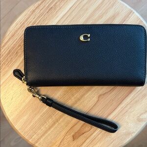 Coach essential continental wallet